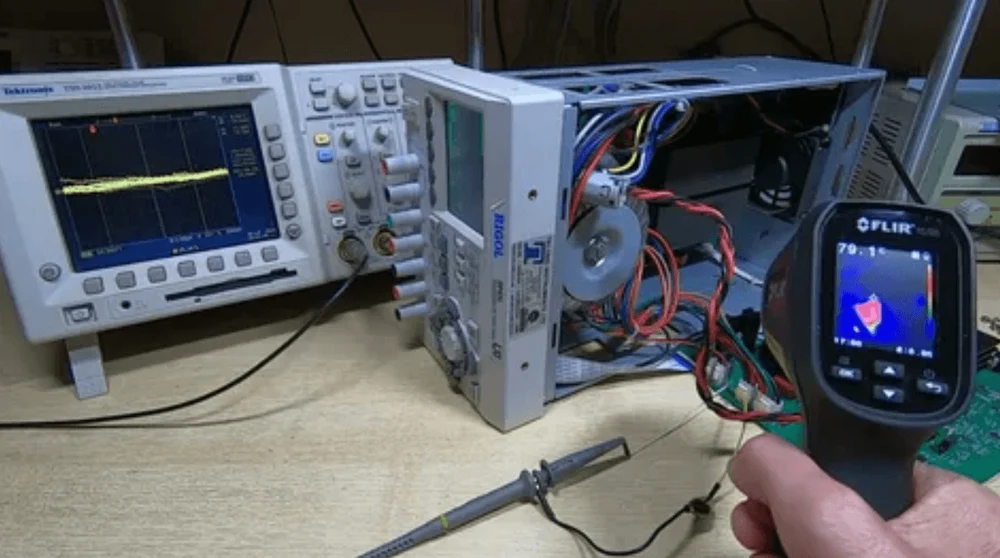 💻 Профессиональный ремонт ноутбуков в Тюмени: комплексно, оперативно, с гарантией в СЦ "Интерком"