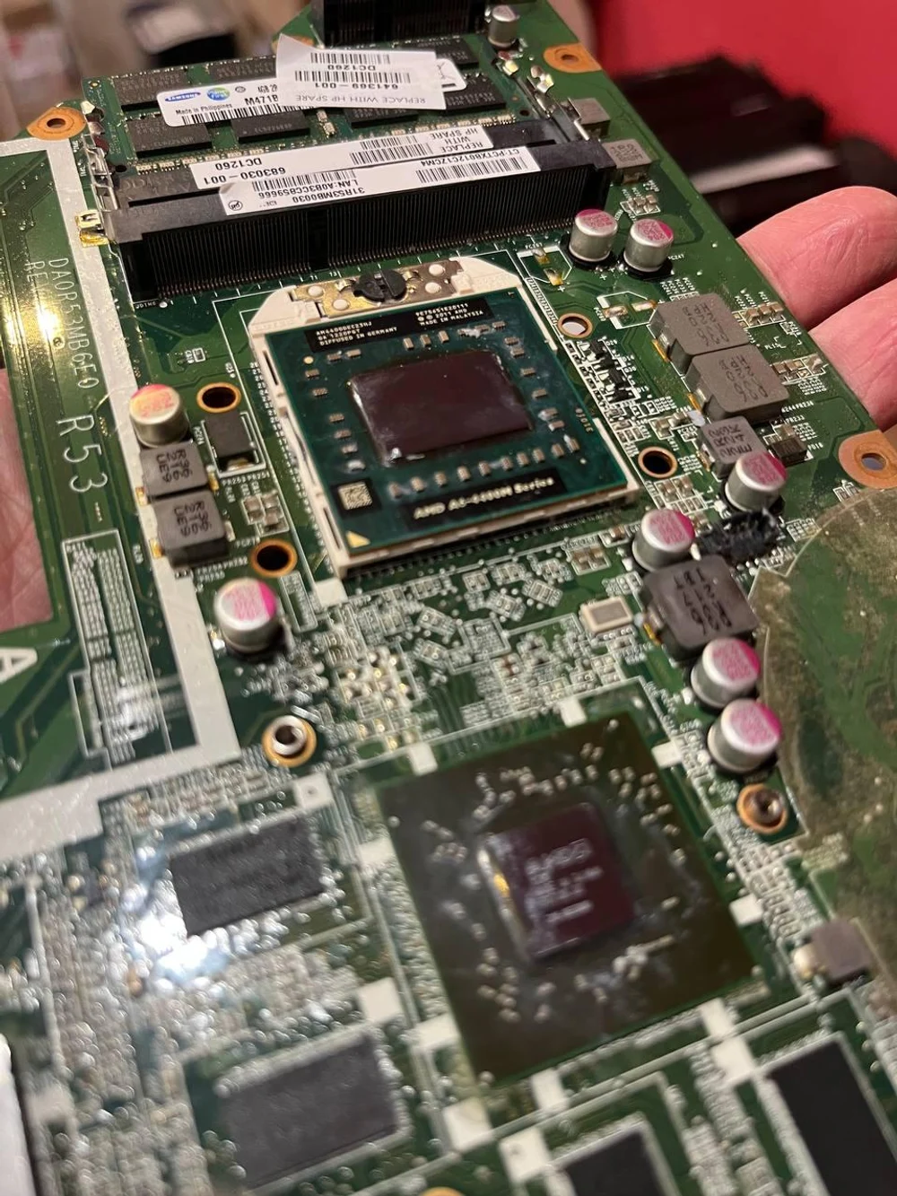 💻 Профессиональный ремонт ноутбуков в Тюмени: комплексно, оперативно, с гарантией в СЦ "Интерком"